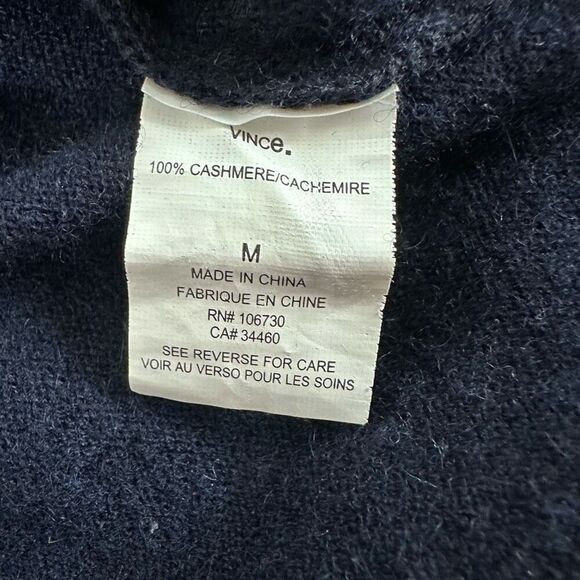 Vince M Short Sleeve Cashmere Sweater Navy Blue Cream Colorblock Minimalist - Picture 4 of 8